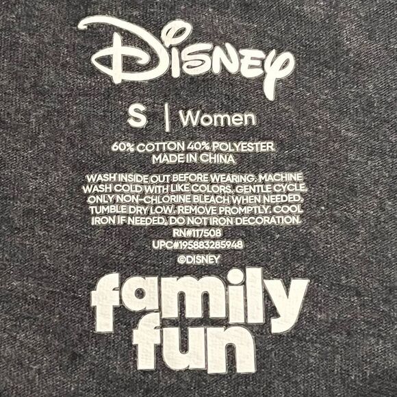 Disneys Minnie Mouse Glow In The Dark Tee Sz S - Picture 4 of 4
